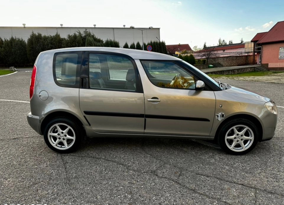 Skoda Roomster cena 13500 przebieg: 250000, rok produkcji 2007 z Ostrów Mazowiecka małe 121